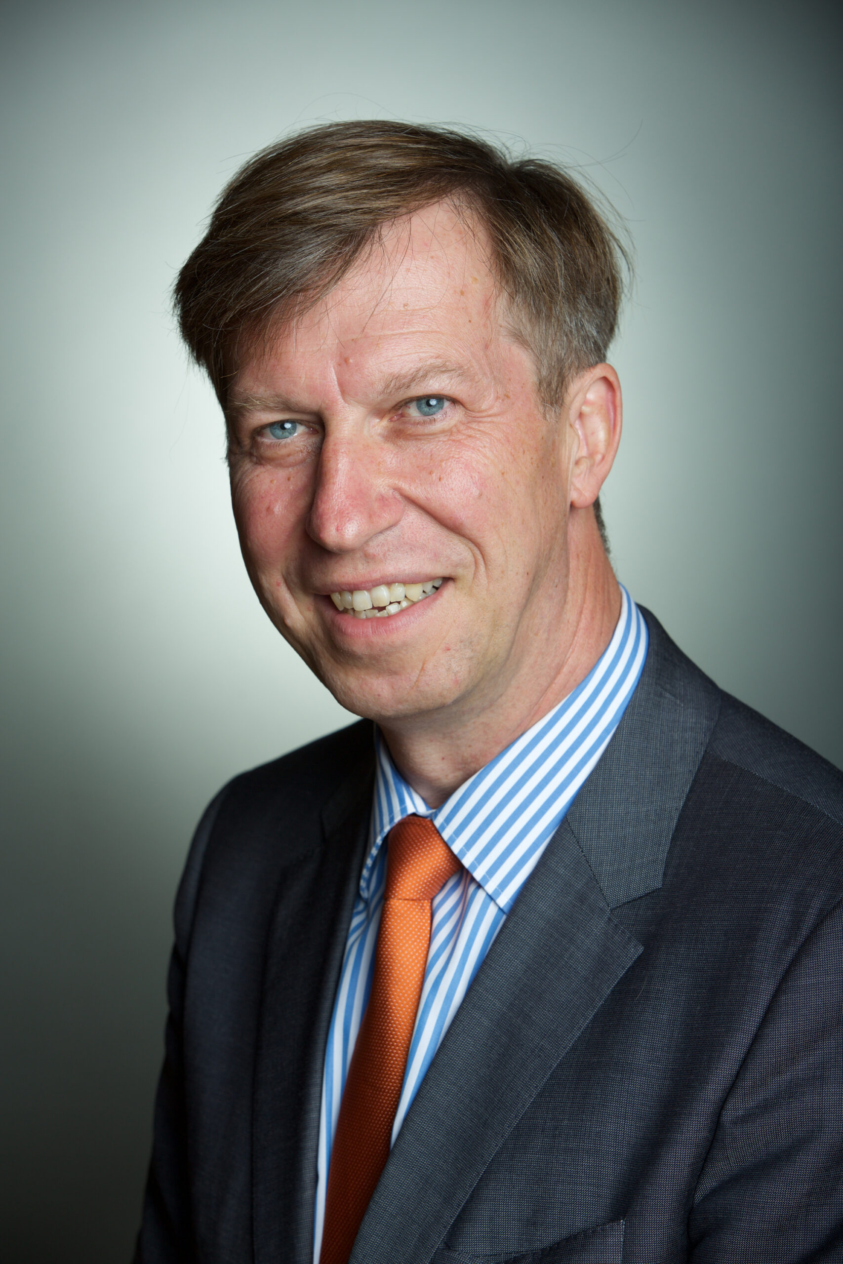 Dr. Hinrich Thoelken